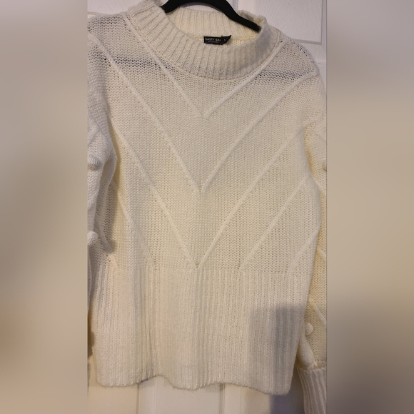 NWOT Nasty Gal lvory Pom Pom BalloonSleeve Mock Neck Sweater Size large - Picture 5 of 10